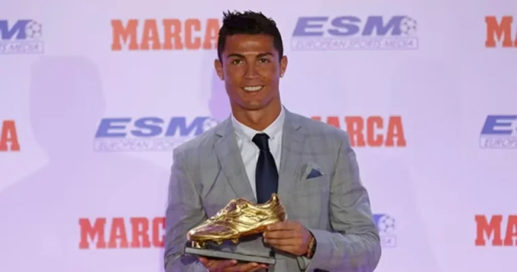 Cristiano ronaldo with the golden boot 2023