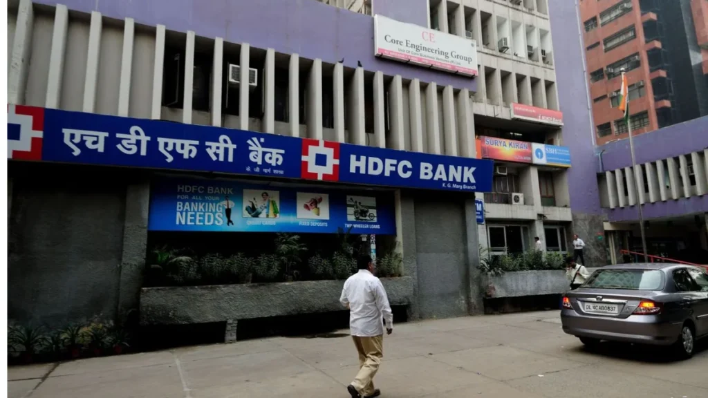 HDFC Bank Group must make sure that its total holding stays below 9.5 percent.